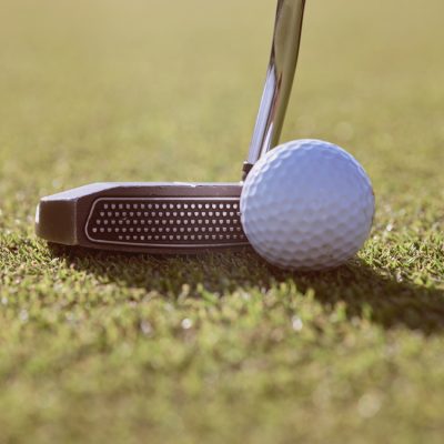 Golfles putten